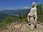 39 Madonnina del Costone con vista verso la conca di Zogno